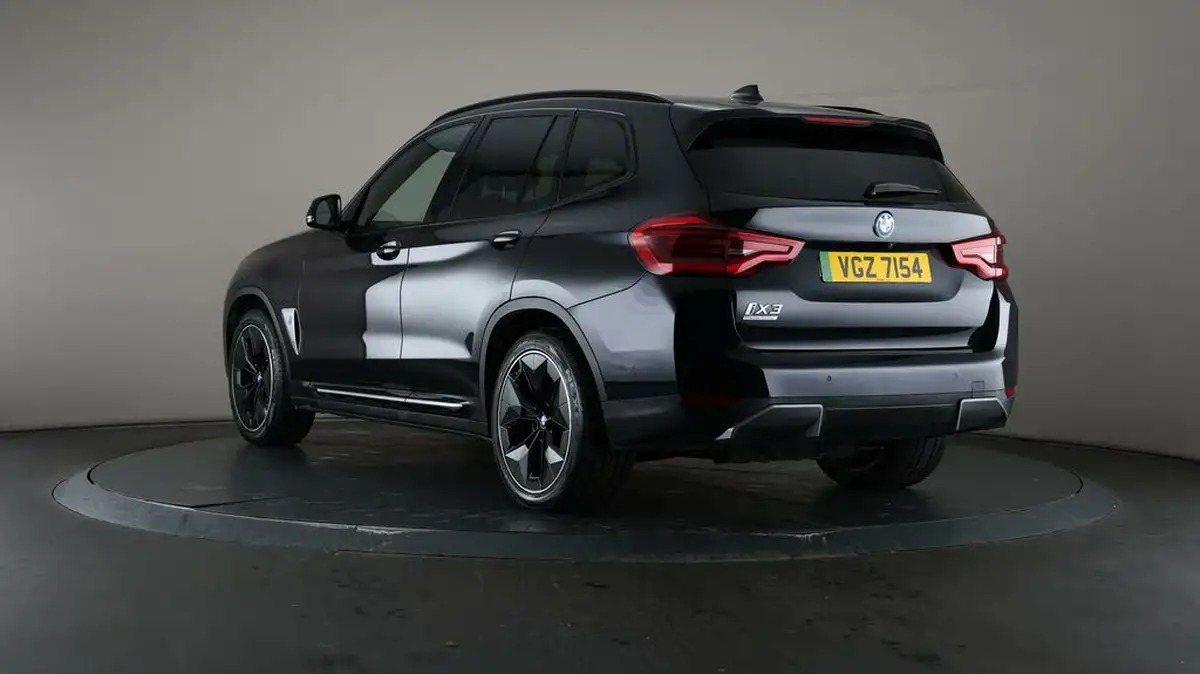 2021-bmw-ix3-e-premier-edition-big-65
