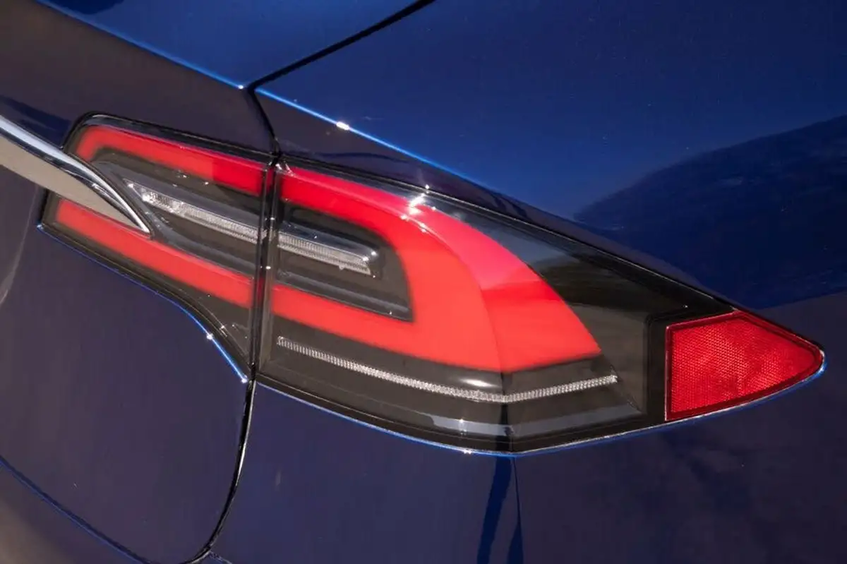 2020-tesla-model-x-e-long-range-big-50