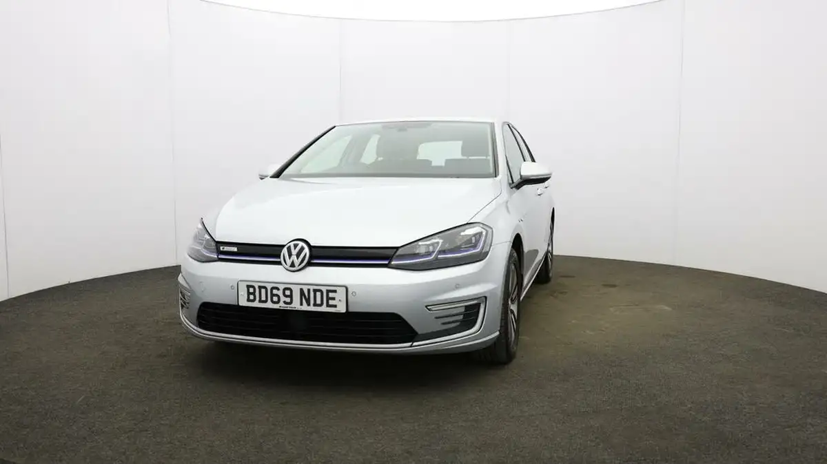 2019-volkswagen-golf-e-e-golf-big-31