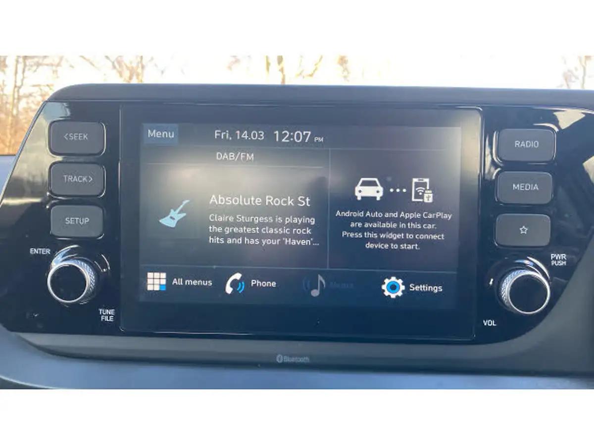 2022-hyundai-bayon-10-t-gdi-se-connect-big-11