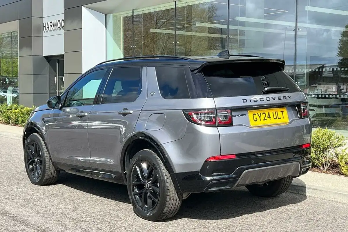 2024-land-rover-discovery-sport-15-p300e-dynamic-se-big-11