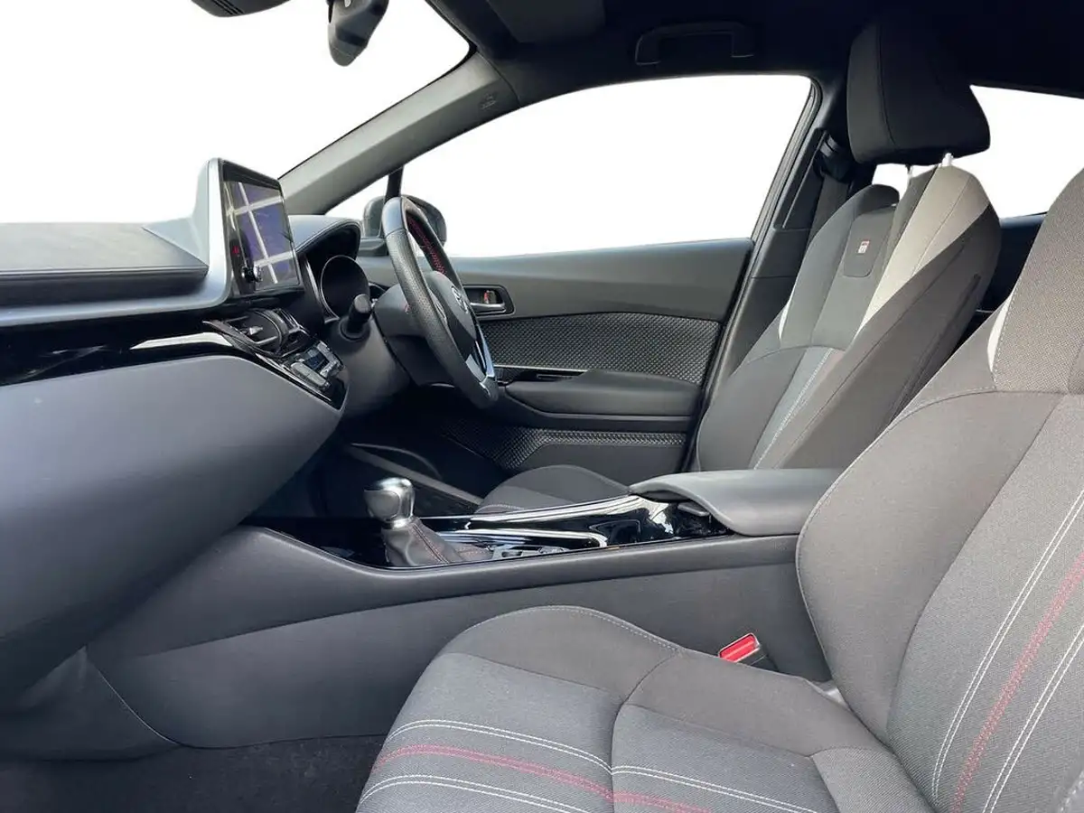 2022-toyota-c-hr-20-vvt-i-gr-sport-big-9