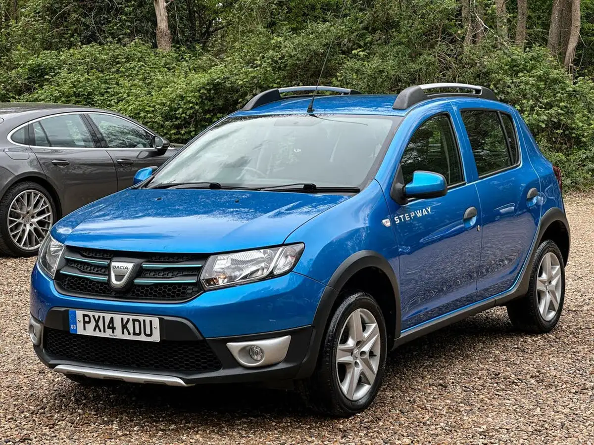 2014-dacia-sandero-stepway-15d-laureate-big-13