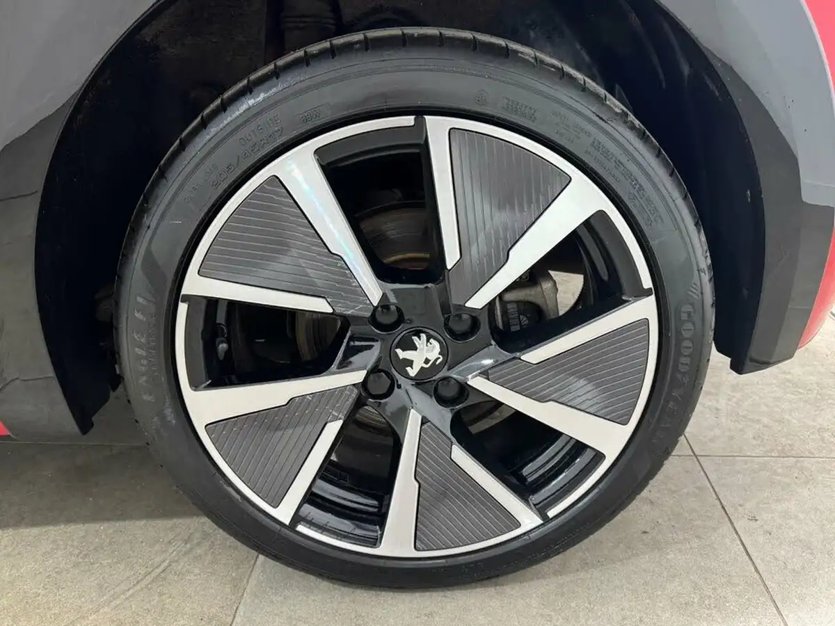 2022-peugeot-208-e-gt-premium-big-28