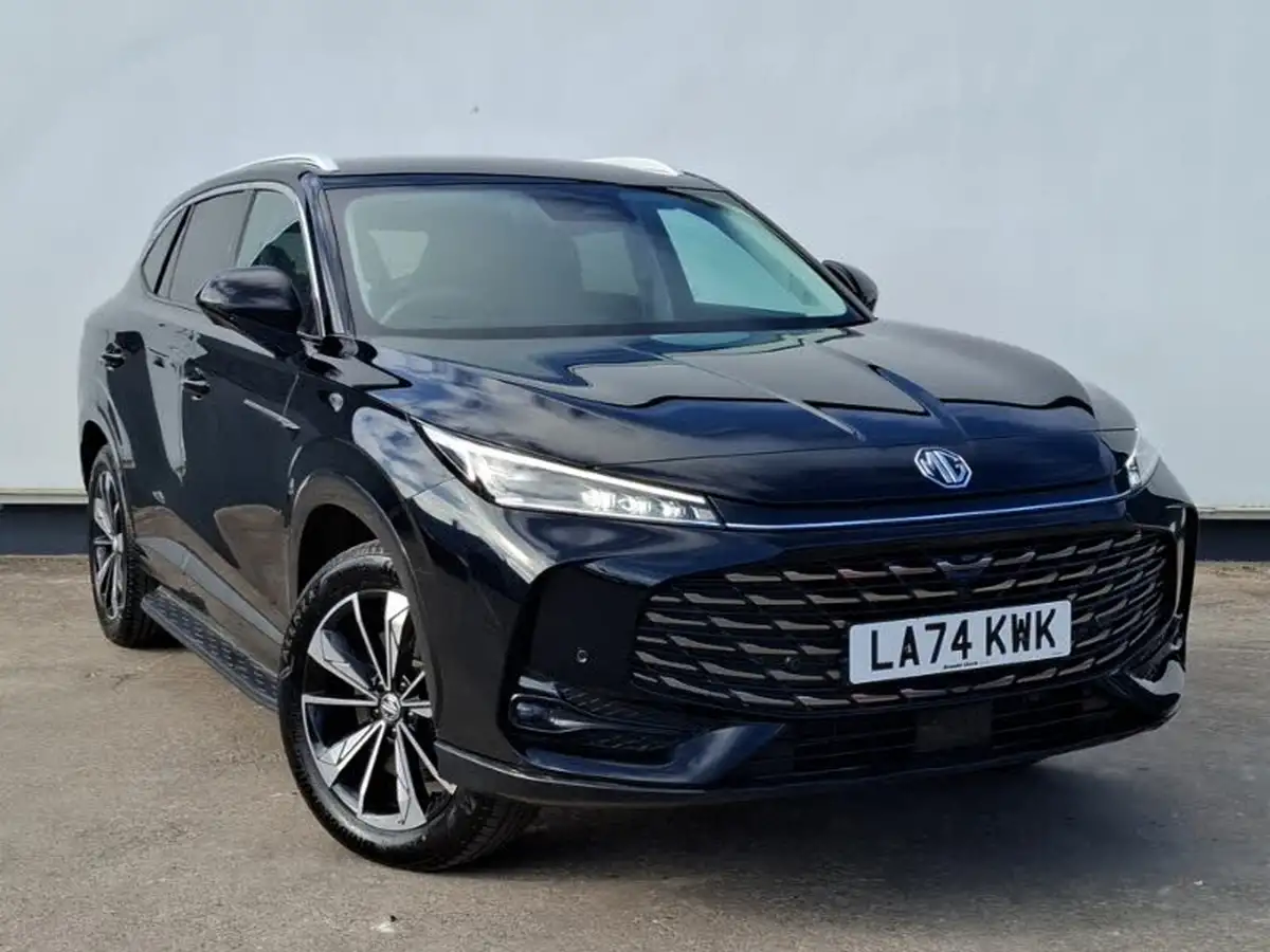 2024-mg-hs-15t-gdi-trophy-273ps-plug-in-hybrid-1496cc-auto-big-0