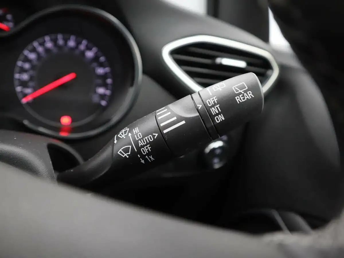 2022-vauxhall-crossland-12-ultimate-130ps-auto-big-23