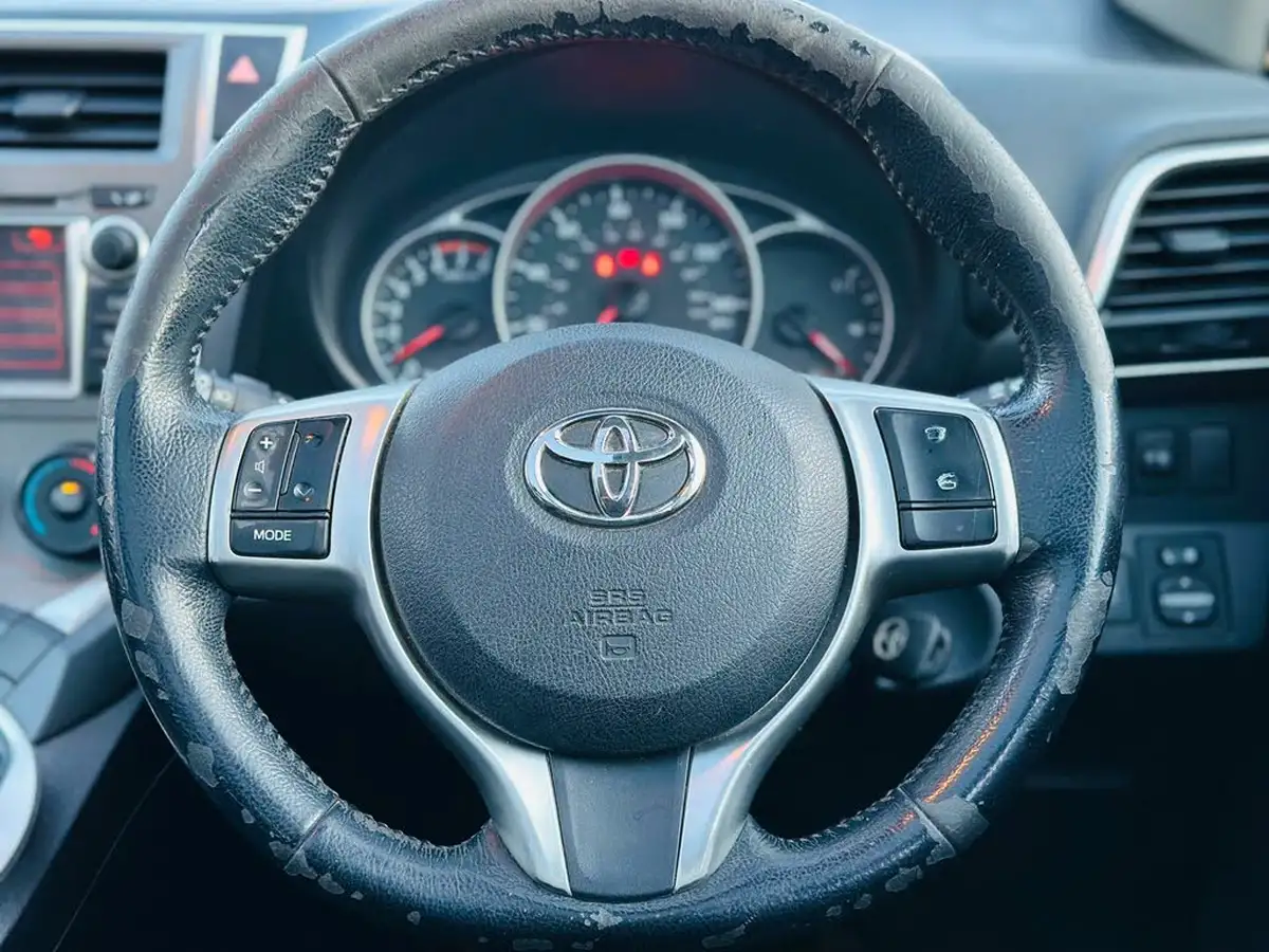2011-toyota-verso-s-133-t-spirit-big-12