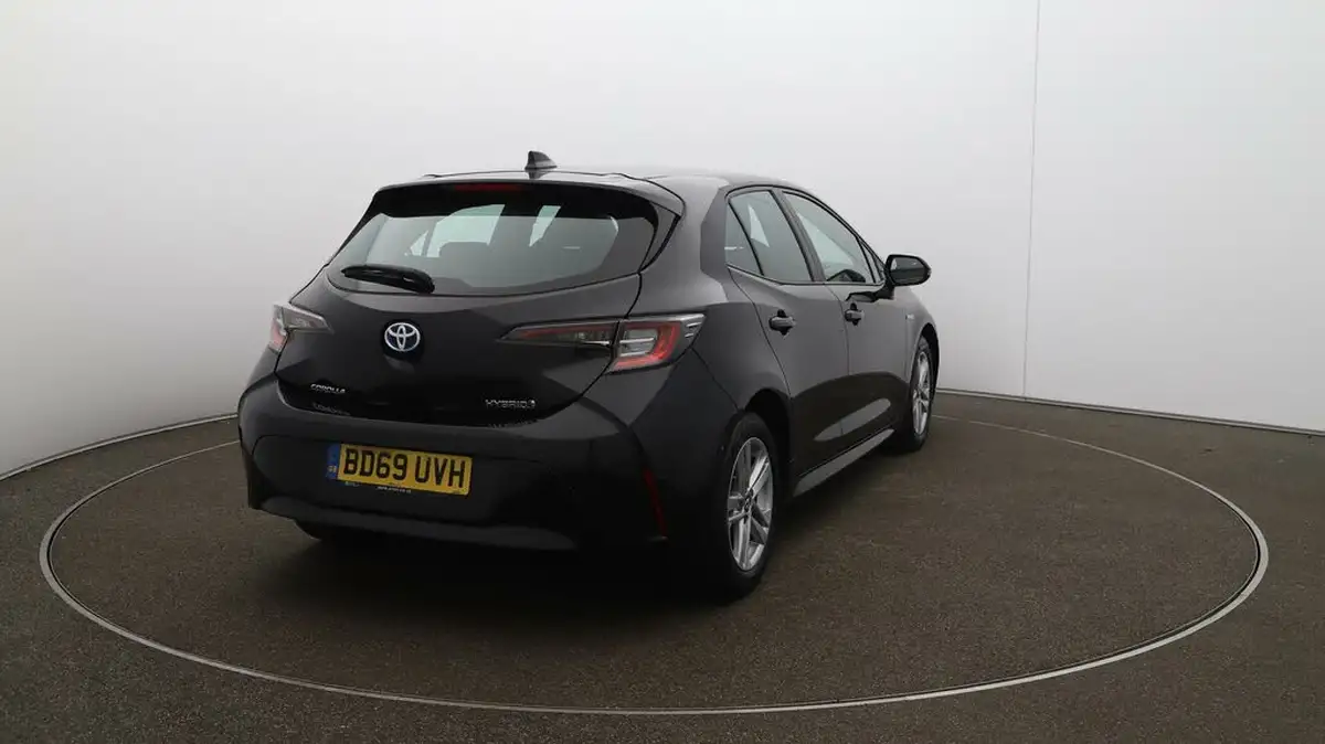 2019-toyota-corolla-18-vvt-i-icon-spare-wheel-hatchback-5d-big-47