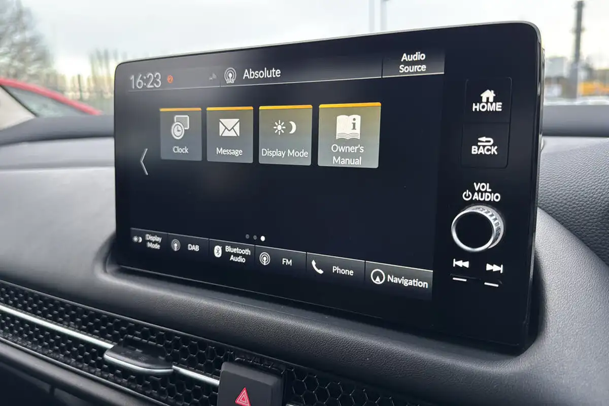 2024-honda-zr-v-20-i-mmd-advance-big-44