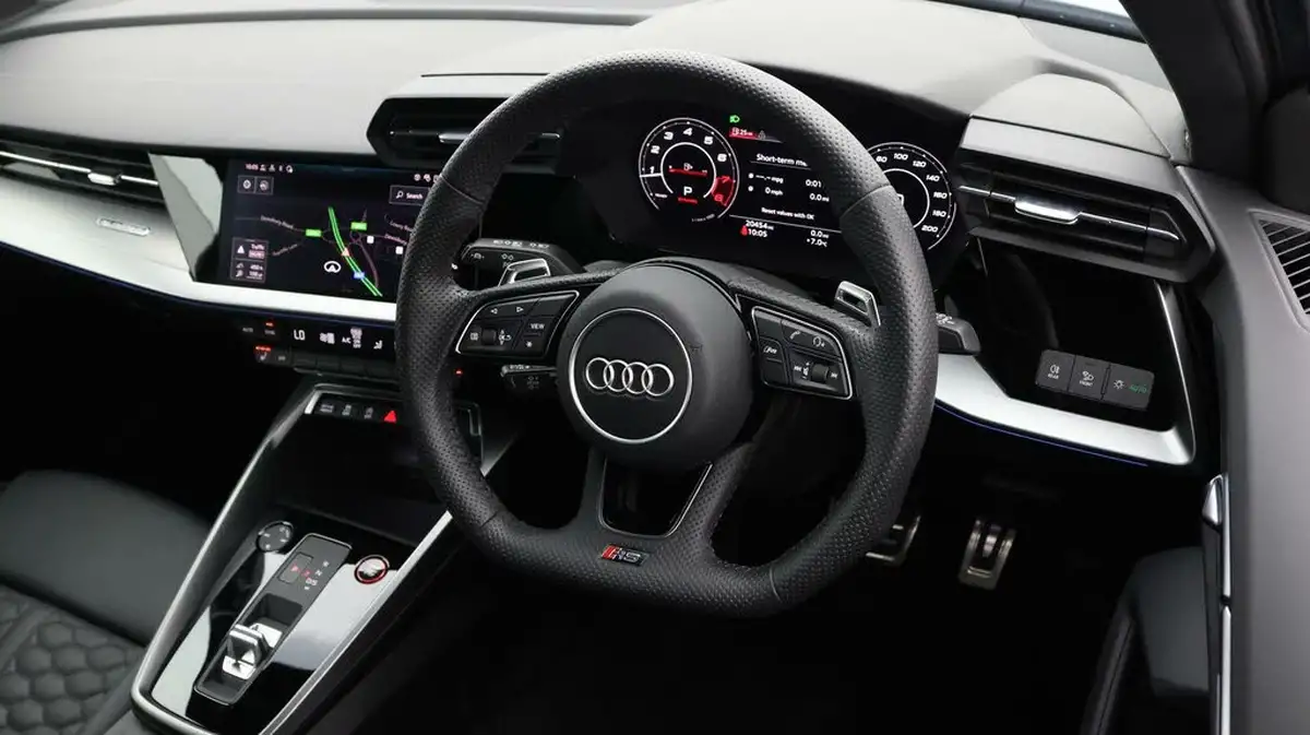 2022-audi-rs3-25-tfsi-sportback-5d-big-9