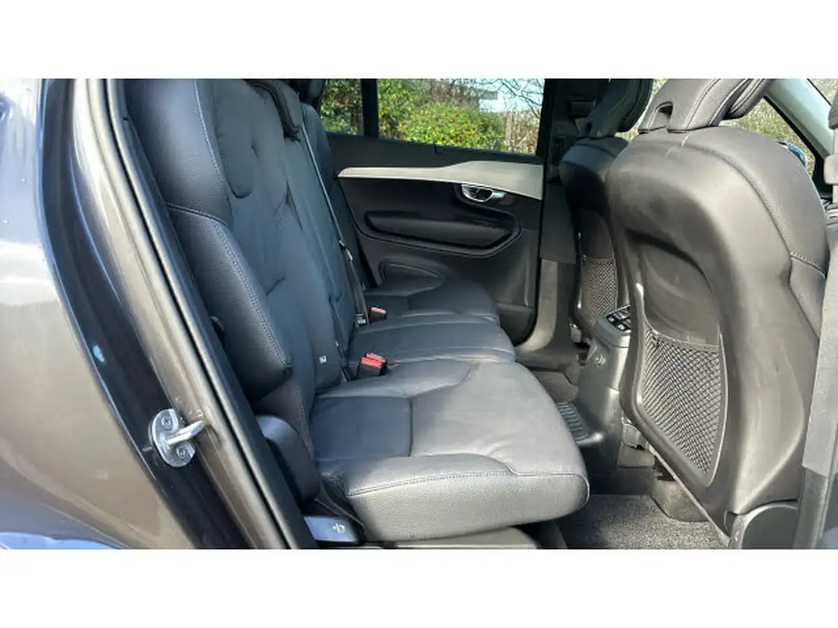 2024-volvo-xc90-20-t8-plus-big-32