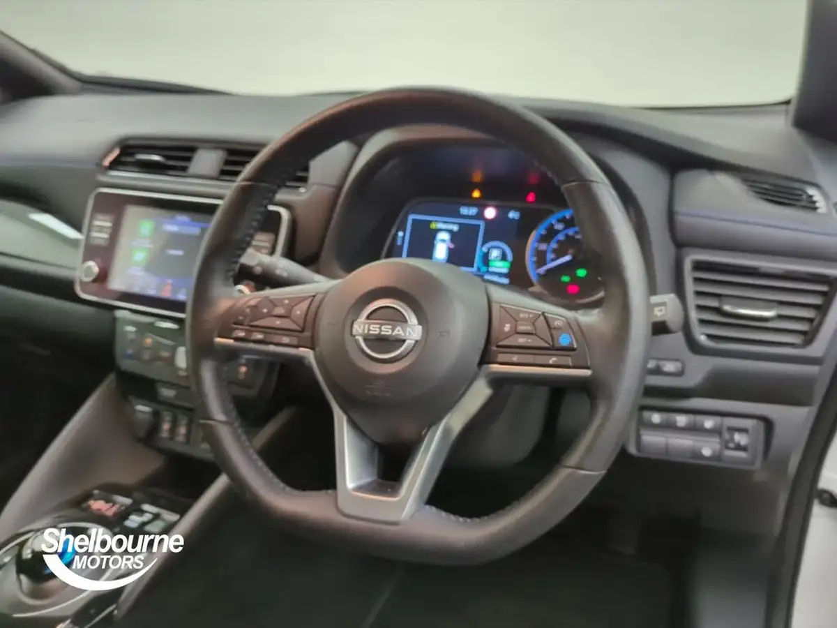 2024-nissan-leaf-e-e-tekna-59kwh-big-3