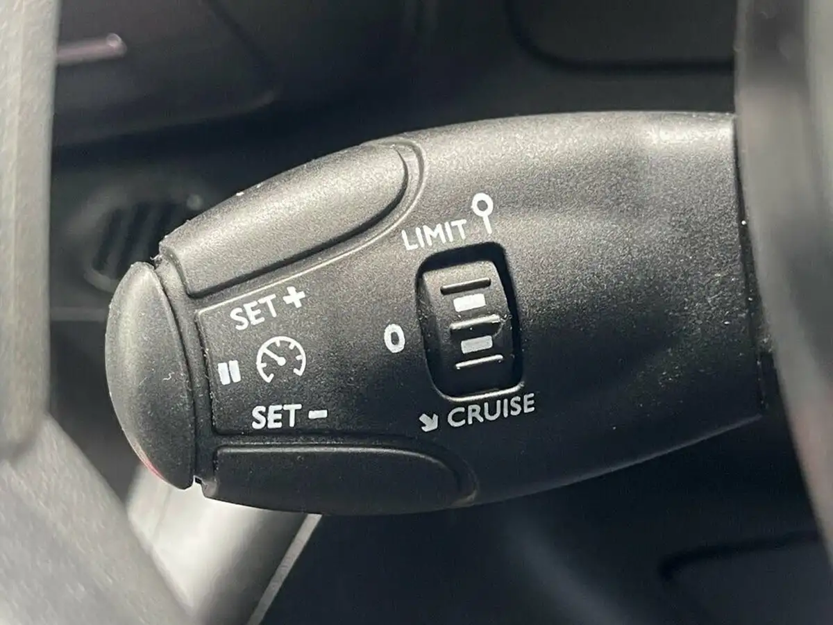 2021-peugeot-partner-15-bluehdi-950-professional-premium-100pseu6d-big-19
