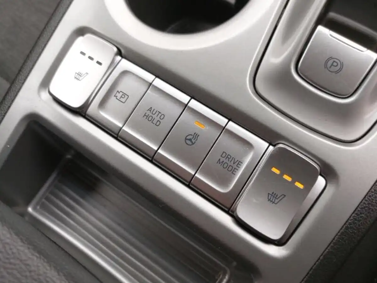 2022-hyundai-kona-e-premium-204ps-64kwh-7kw-obc-big-14