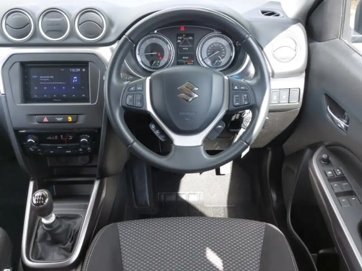 2022-suzuki-vitara-14-boosterjet-sz-t-big-6