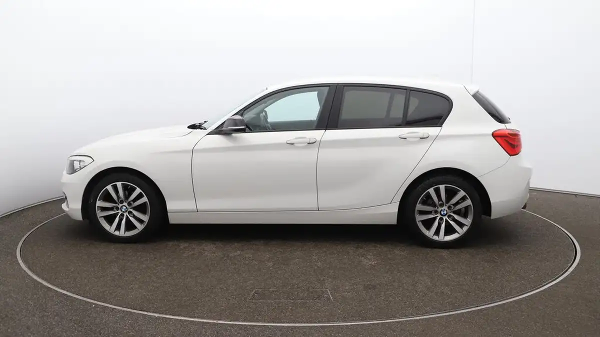 2018-bmw-1-series-15-118i-se-5d-big-62