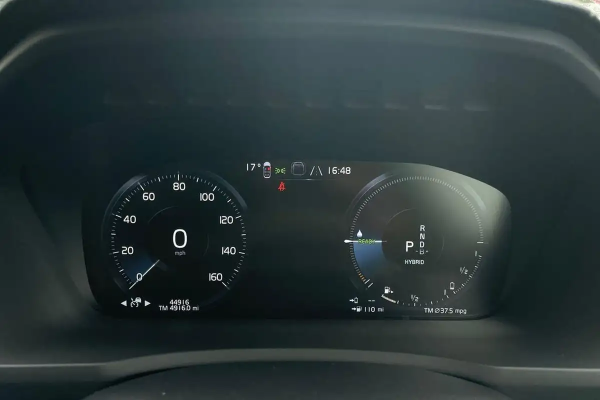 2022-volvo-xc90-20-t8-inscription-pro-455bhp-big-49
