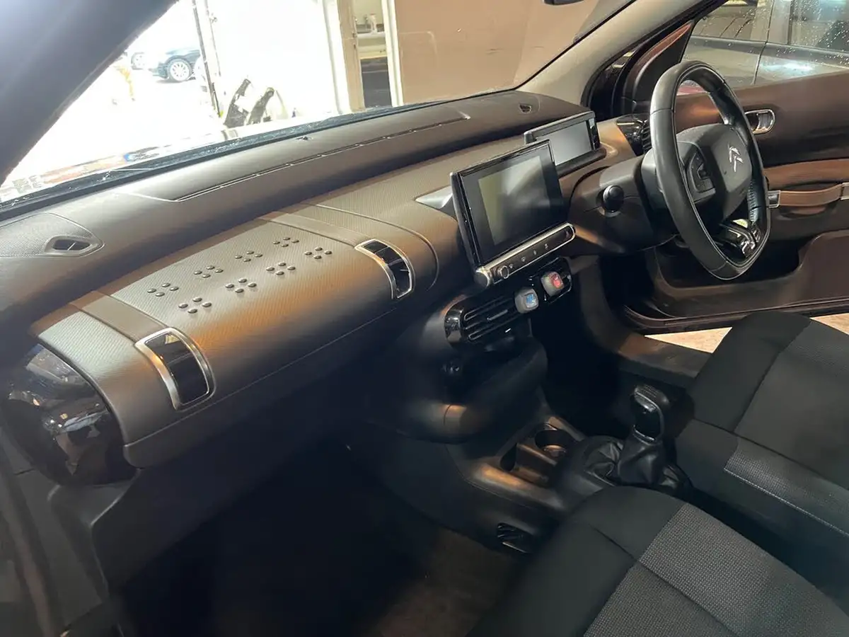 2016-citroen-c4-cactus-12-puretech-flair-82ps-big-9