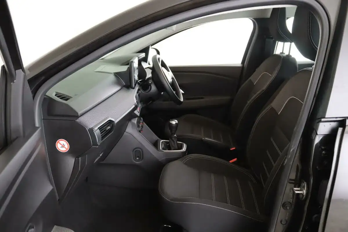 2022-dacia-sandero-10-tce-comfort-90bhp-big-9