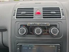 2014-volkswagen-touran-small-43
