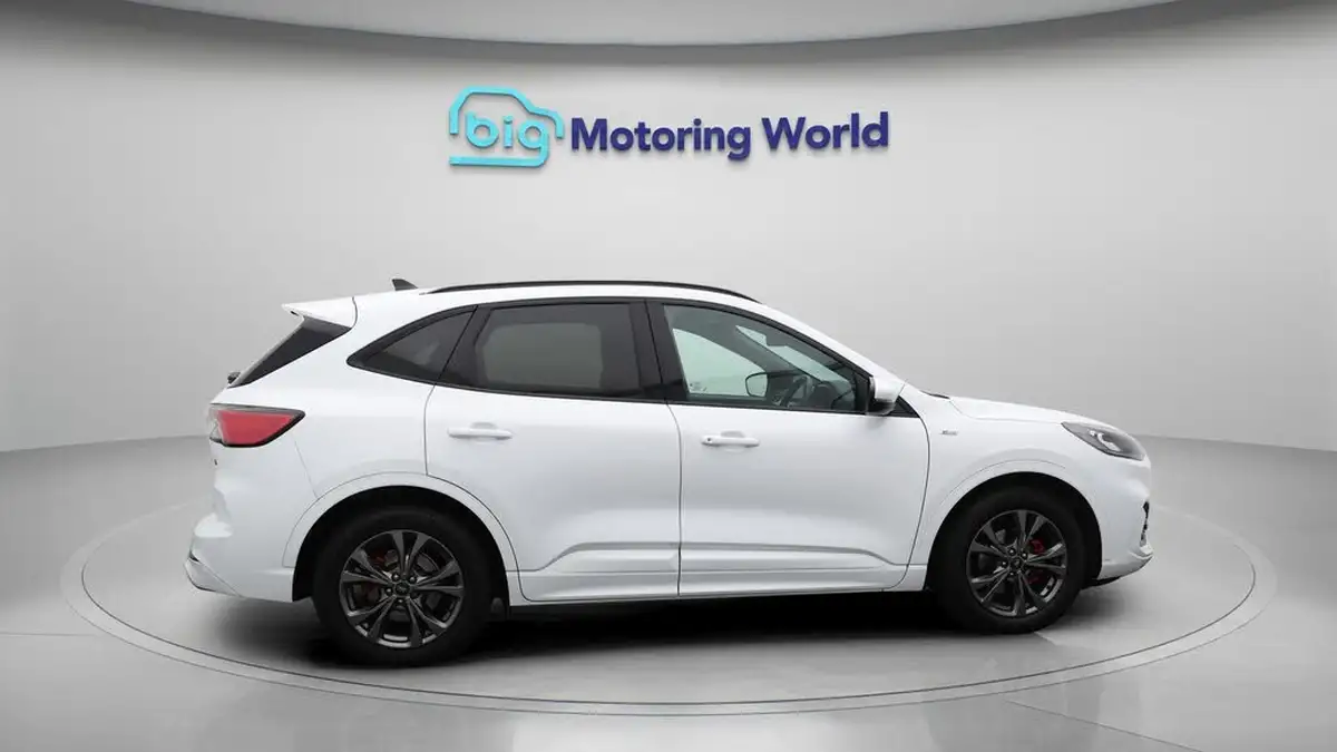 2021-ford-kuga-15-st-line-edition-big-8