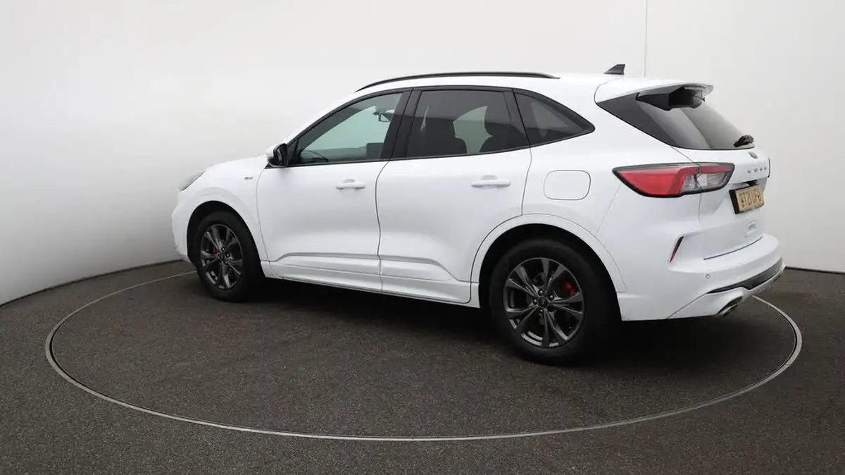2021-ford-kuga-15-st-line-edition-big-32
