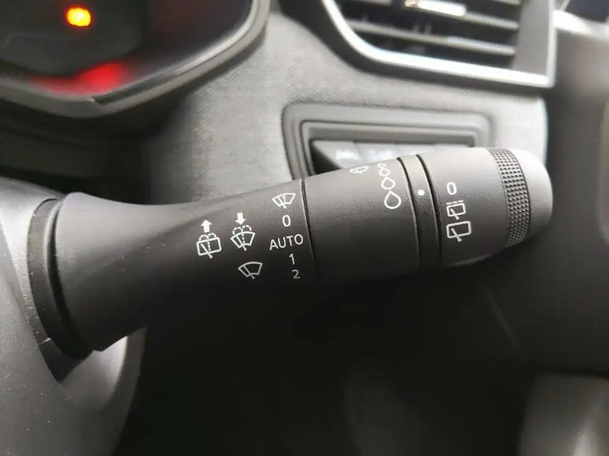 2024-renault-clio-16-techno-big-16