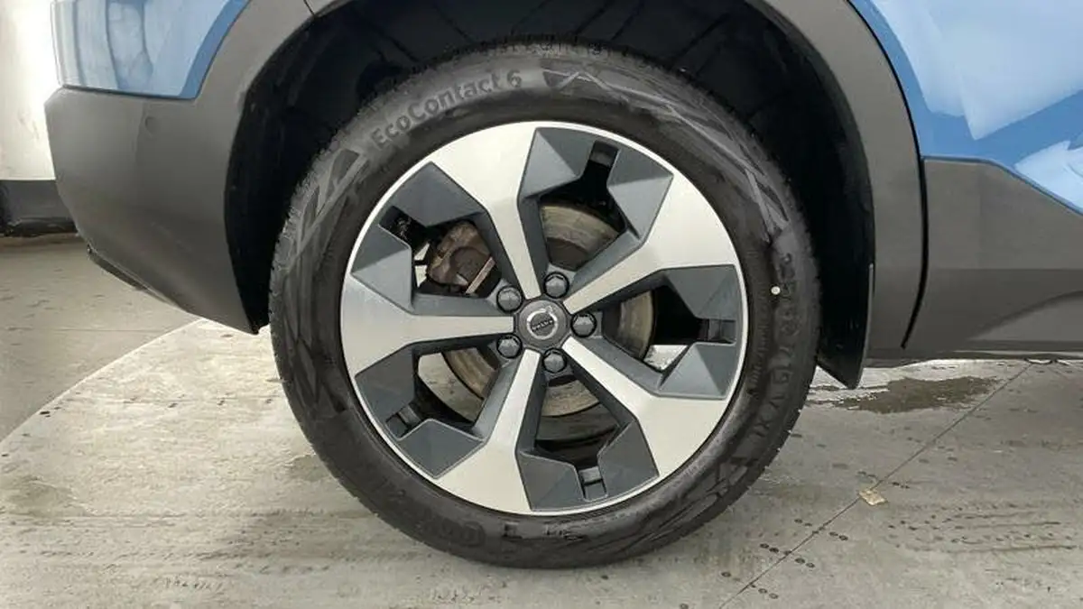 2023-volvo-xc40-20-b4-ultimate-big-29