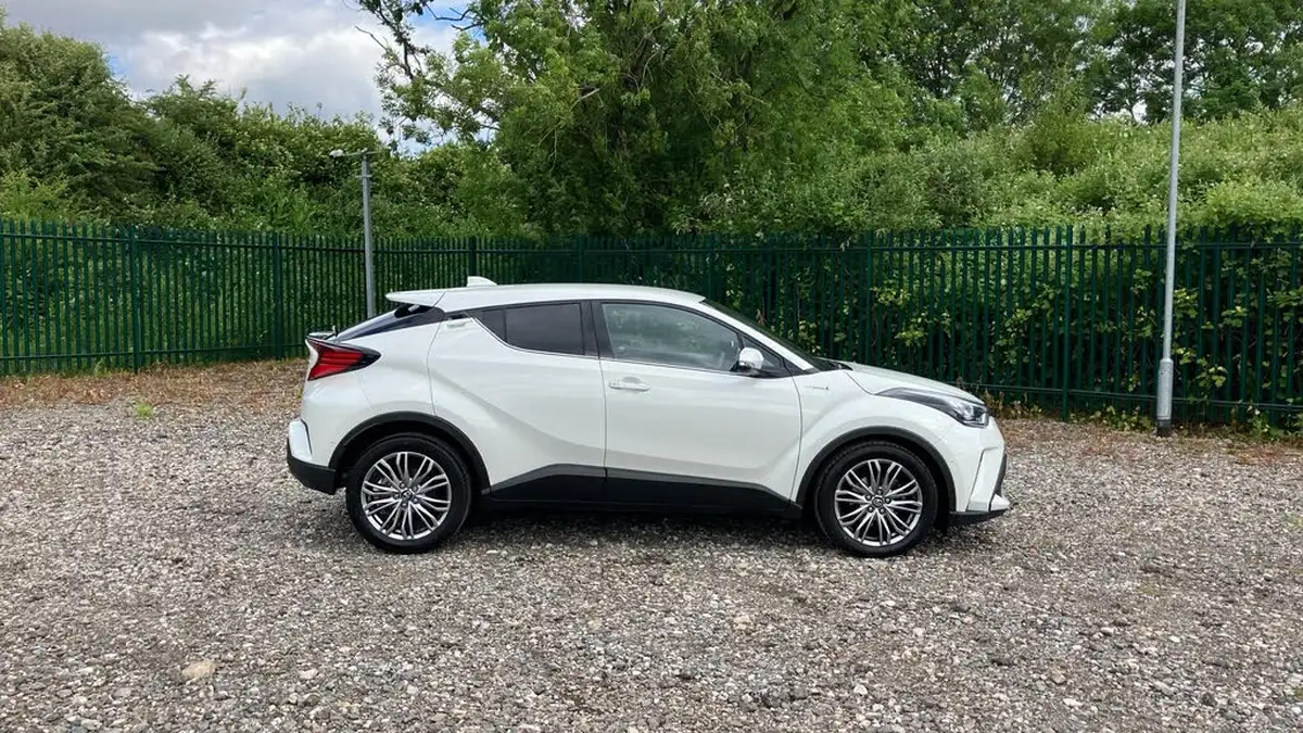 2022-toyota-c-hr-18-vvt-i-excel-big-15