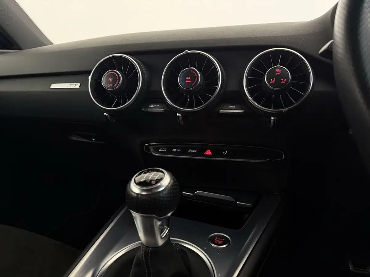 2017-audi-tt-coupe-20tdi-ultra-s-line-big-38