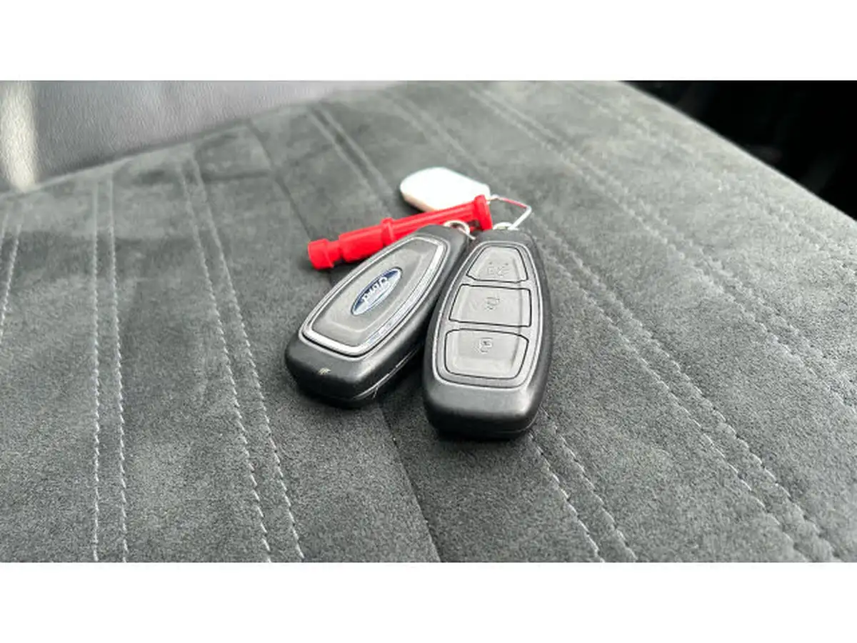 2024-ford-kuga-25t-st-line-x-edition-190ps-fhev-big-19