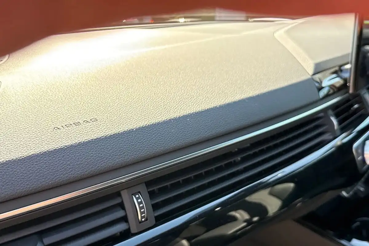 2024-audi-a4-avant-20-35-tdi-black-edition-big-49