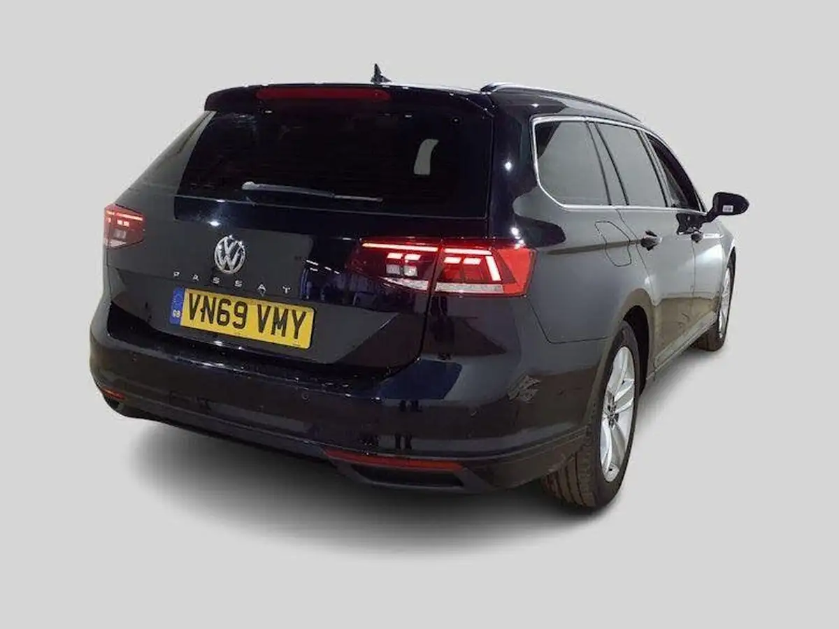 2020-volkswagen-passat-16tdi-se-nav-estate-5d-big-4