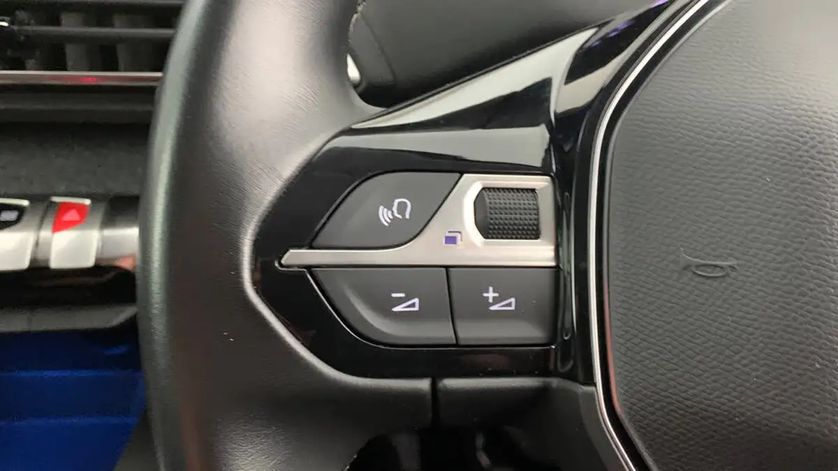 2022-peugeot-3008-suv-15-bluehdi-allure-premium-big-18
