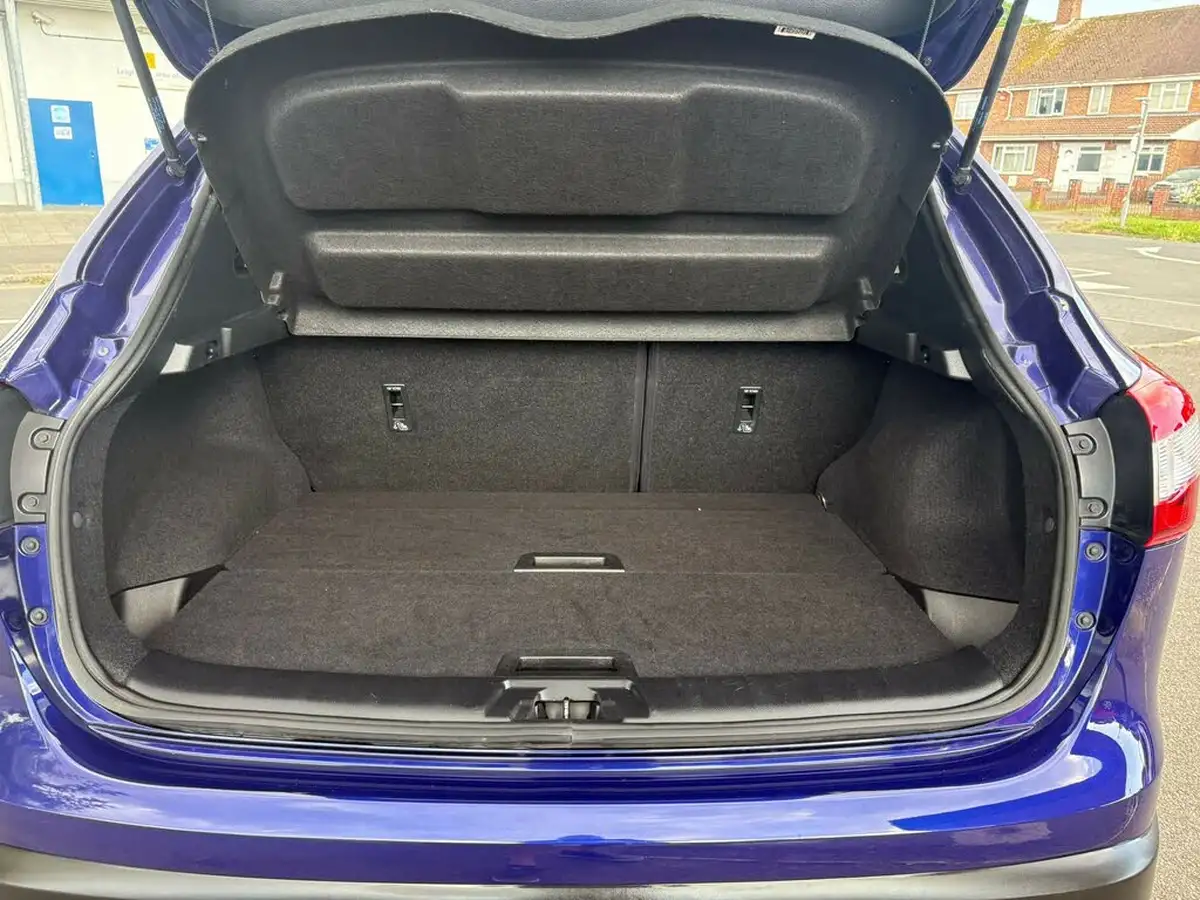 2015-nissan-qashqai-16-n-tec-big-11