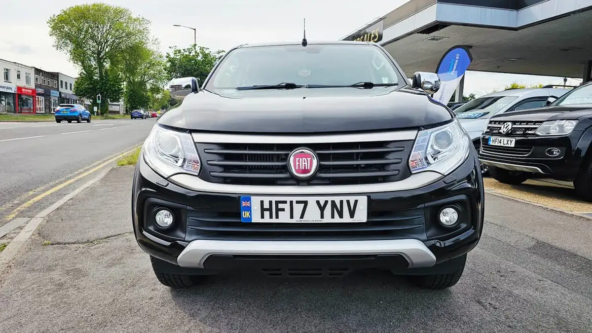2017-fiat-fullback-24td-lx-eu6-auto-big-4