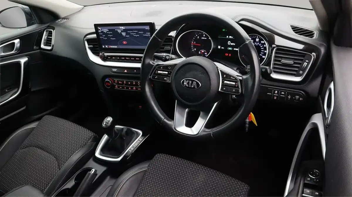 2021-kia-ceed-16crdi-3-48v-mhev-sportswagon-big-8