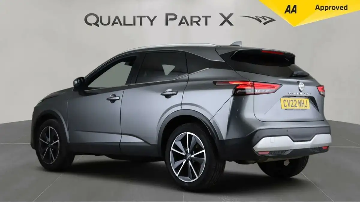 2022-nissan-qashqai-13-dig-t-tekna-158ps-xtronic-big-4