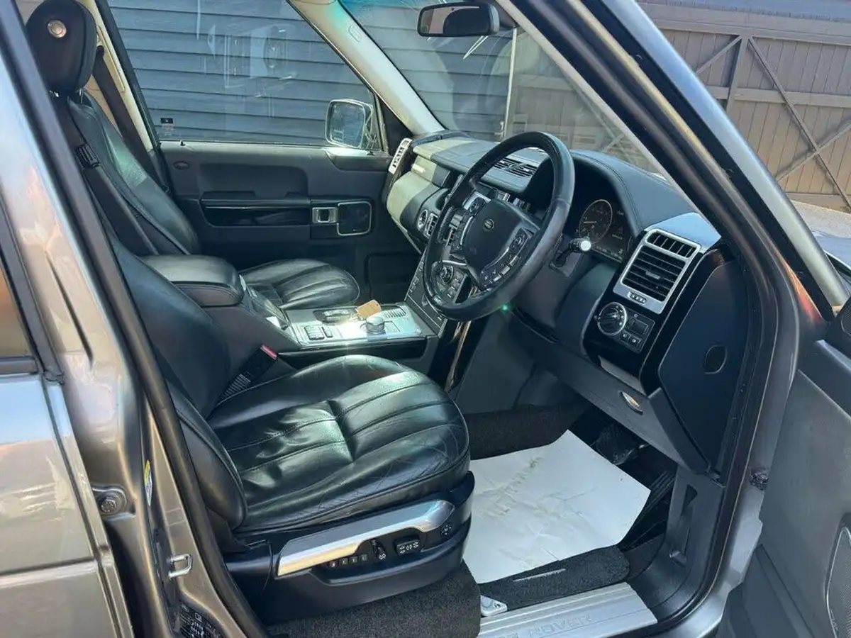 2011-land-rover-range-rover-44td-vogue-big-8