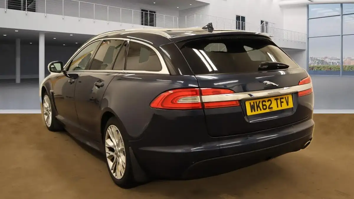 2013-jaguar-xf-22td-200ps-ss-sportbrake-5d-auto-big-4