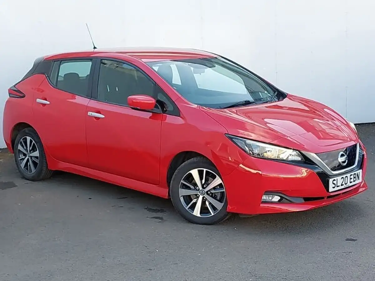 2020-nissan-leaf-e-acenta-big-11