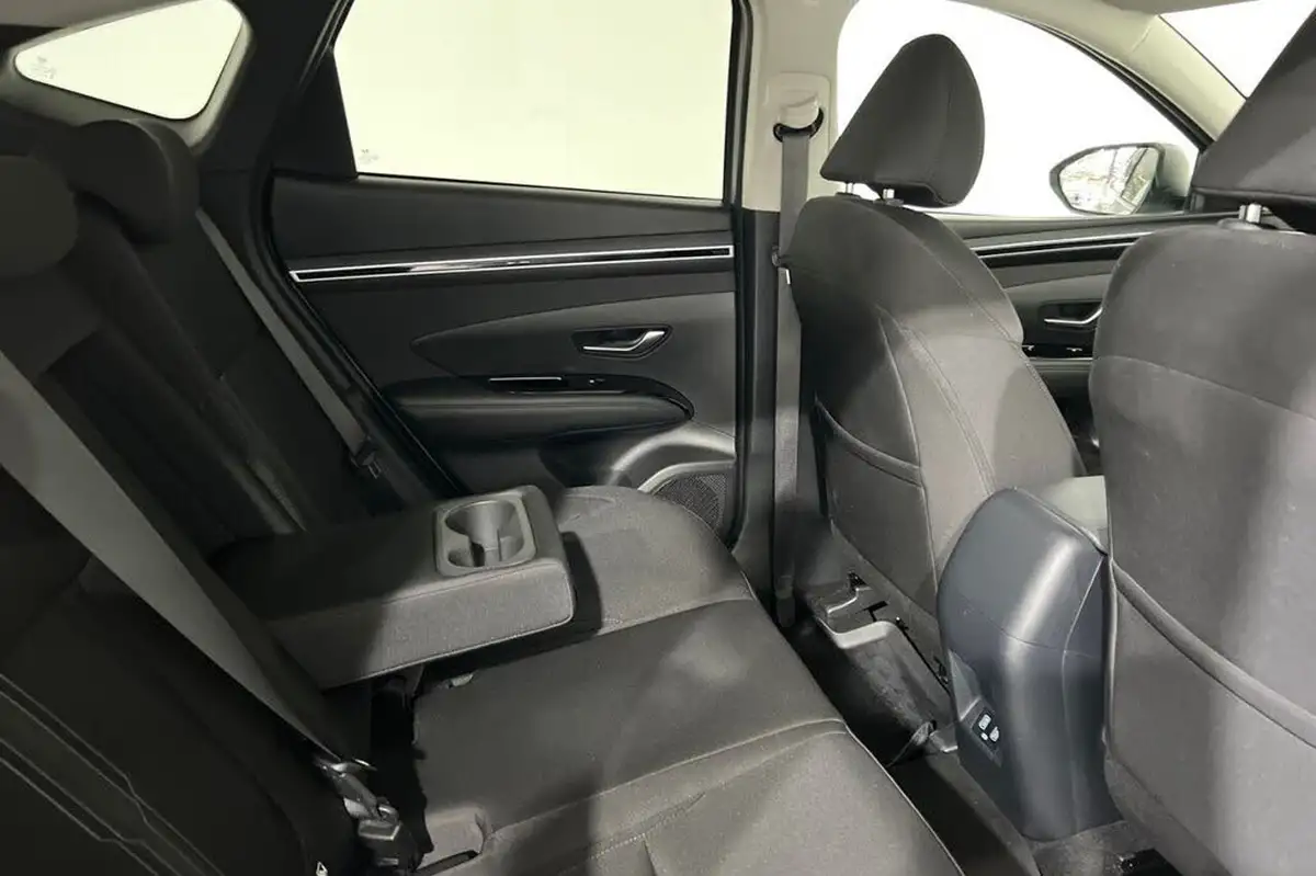 2022-hyundai-tucson-16-t-gdi-premium-230ps-hybrid-auto-big-39