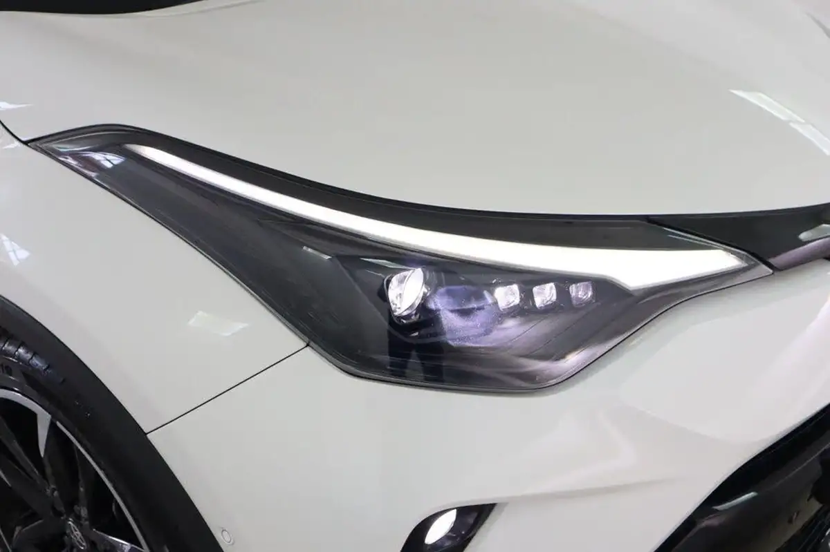 2022-toyota-c-hr-18-vvt-i-gr-sport-big-46