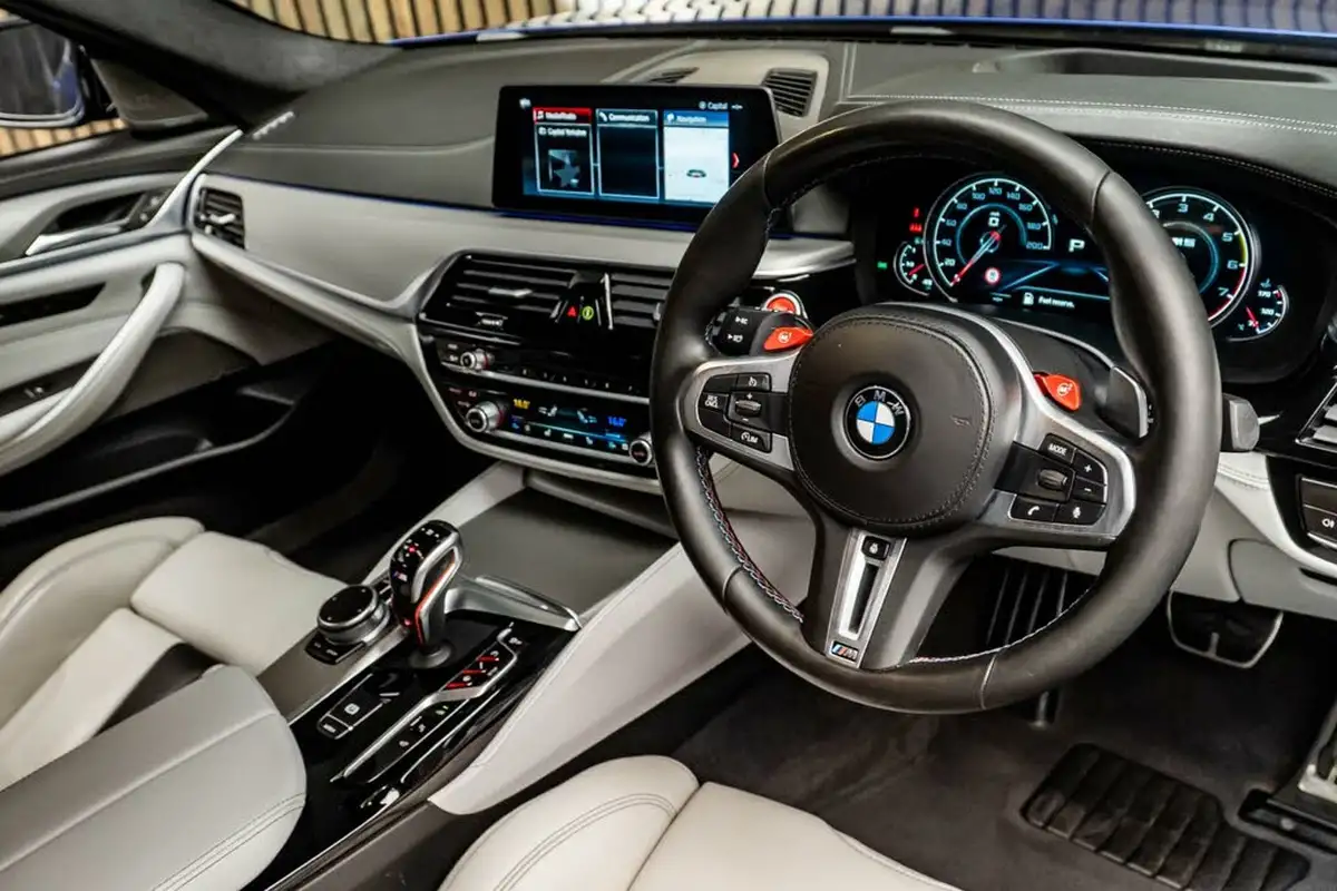 2019-bmw-5-series-44-m5-competition-big-21
