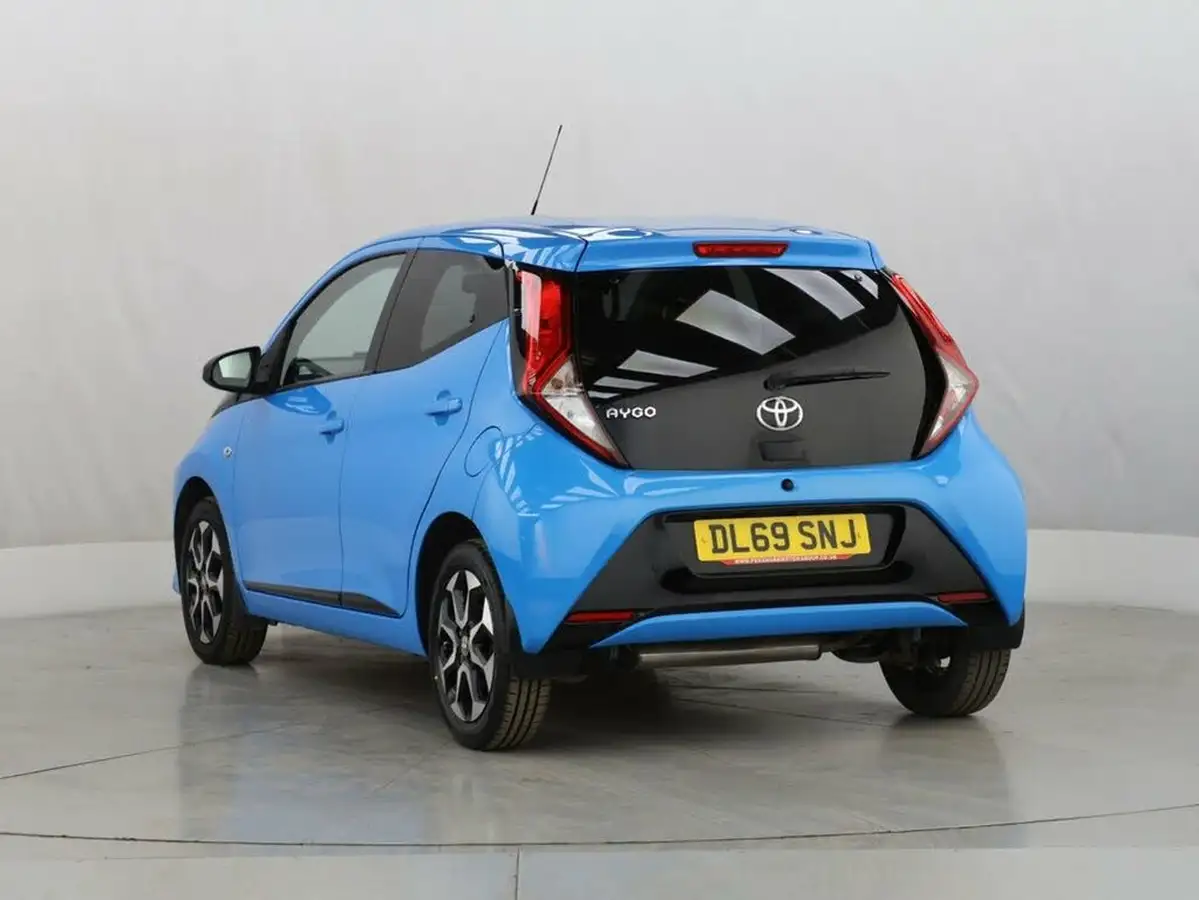 2019-toyota-aygo-10-vvt-i-x-trend-big-6
