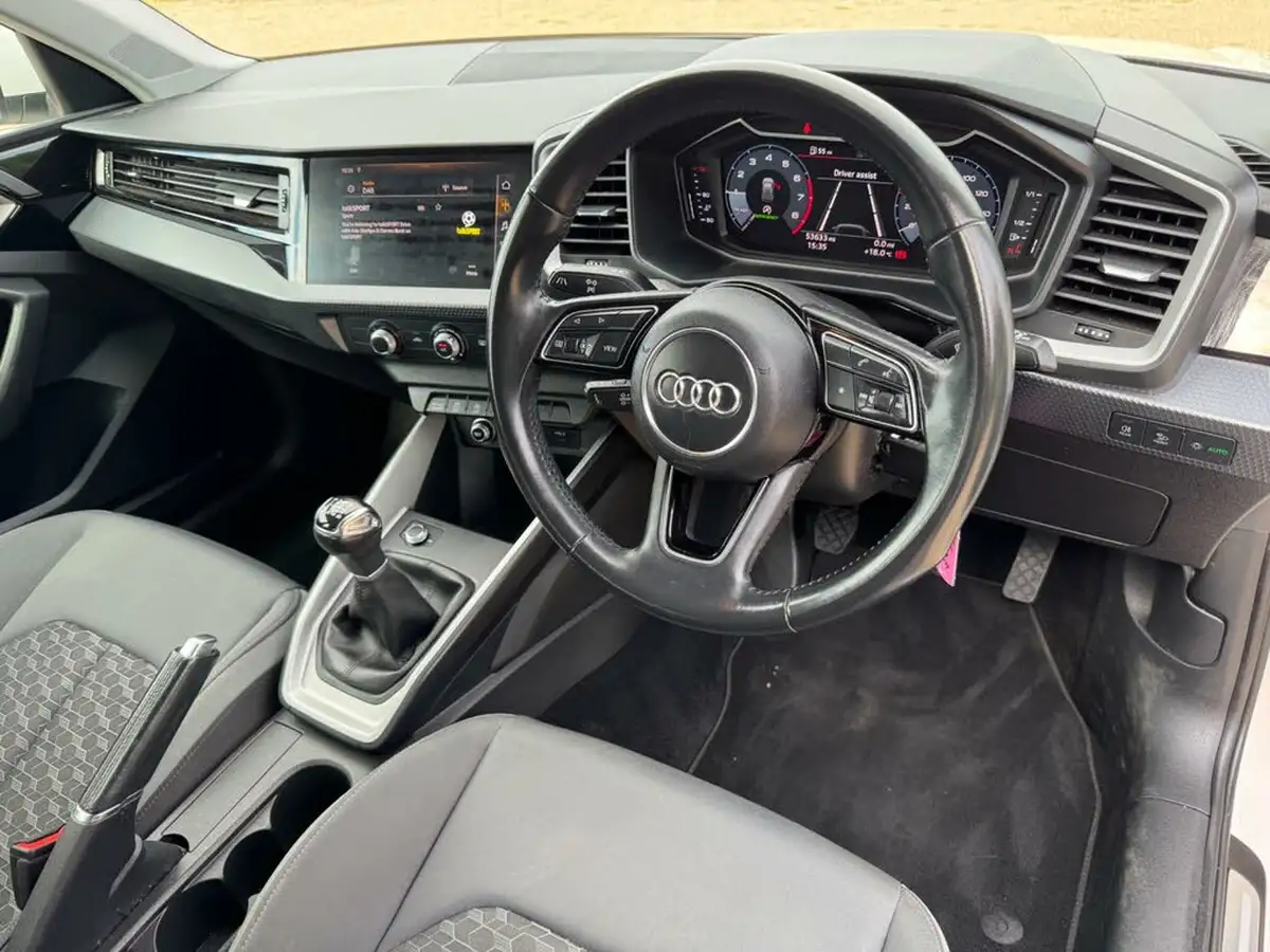 2019-audi-a1-15-35-tfsi-sport-ss-big-16