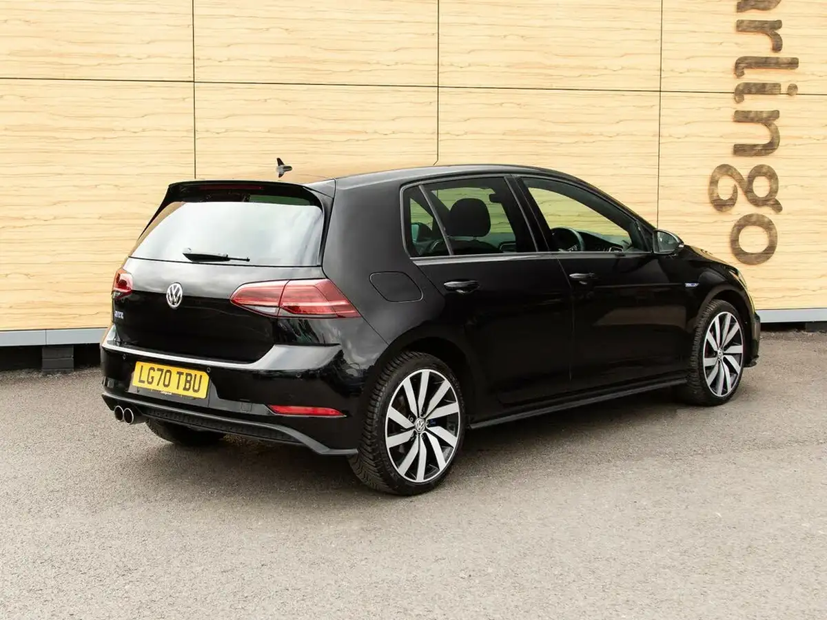2020-volkswagen-golf-14-tsi-gte-advance-big-1