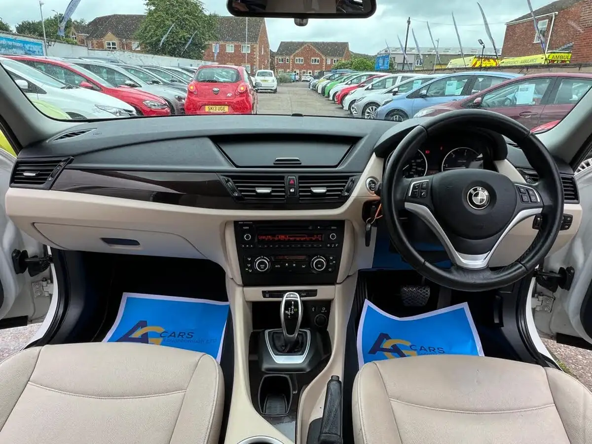 2013-bmw-x1-20td-sdrive18d-xline-auto-big-33