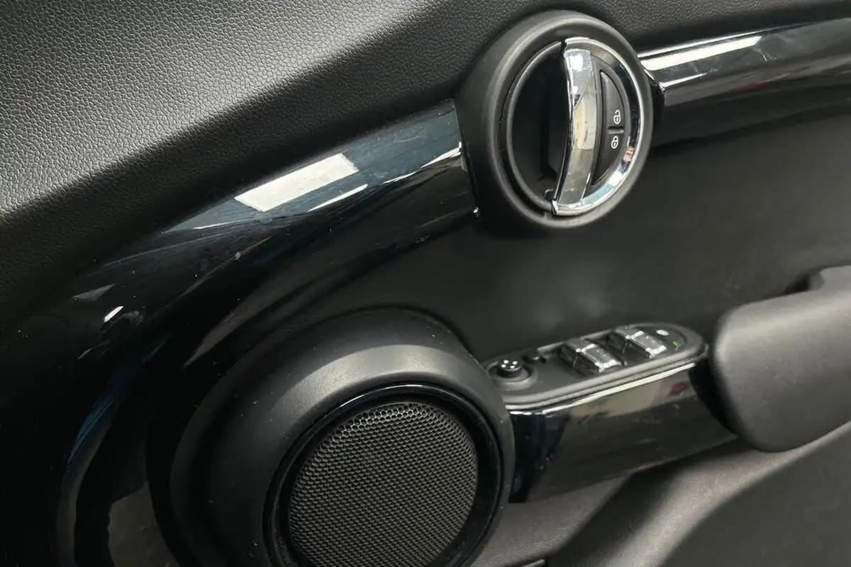 2018-mini-cooper-20-cooper-s-series-ii-ss-hatchback-5d-sport-auto-big-21