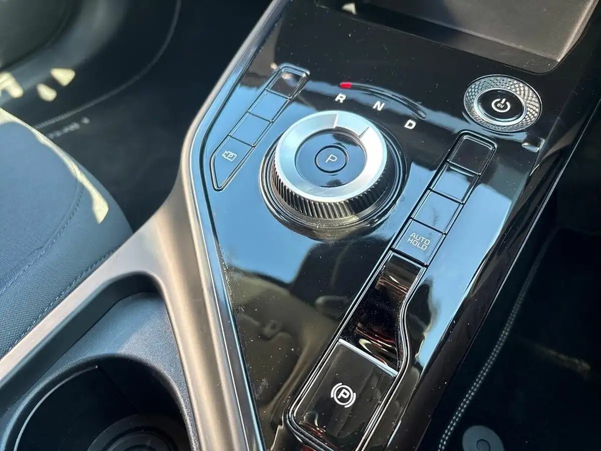 2024-kia-niro-ev-e-2-big-40
